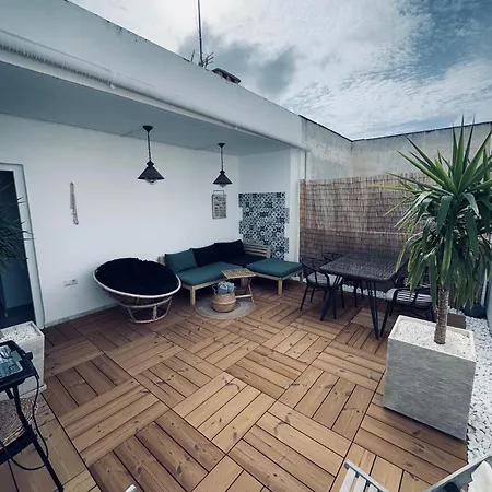 Cura Apartment *
